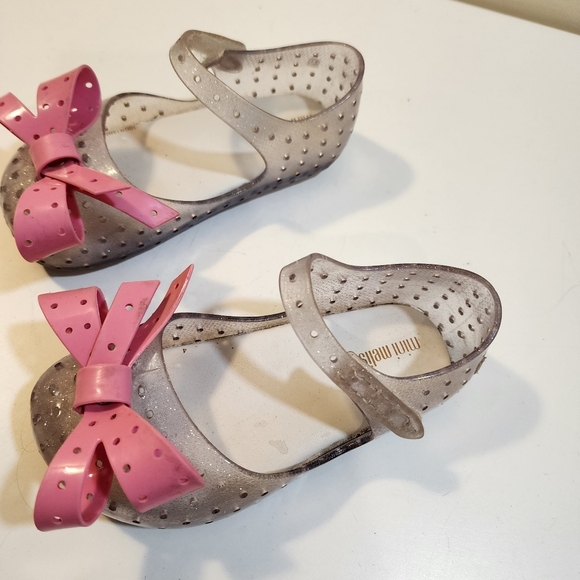 Mini Melissa Girls Pink and Clear Rubber Casual Shoes with Mary Jane Strap 9 - Picture 3 of 13
